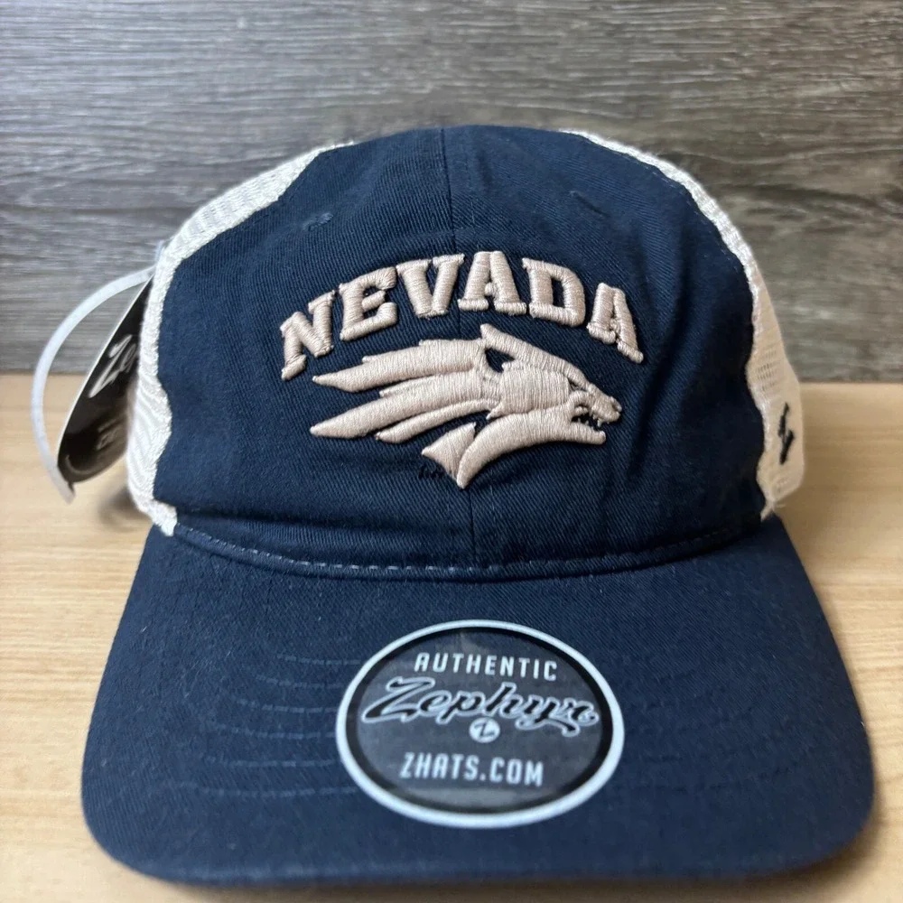 Nevada Wolf Pack Hat Cap Snap Back Blue‎ Wolfpack Zephyr NWT